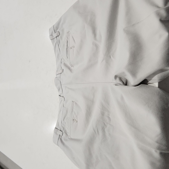 Men's Van Heusen 36x32 Light Khaki - Picture 6 of 7